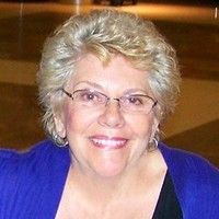 Tracy Lux