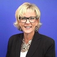 Holly Mcclurg