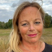 Claire Harrison MacGillivray