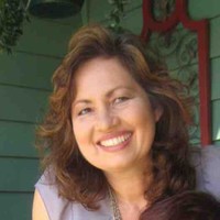 Helen Tavares