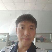 黄富华