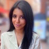 Shana Oudjani