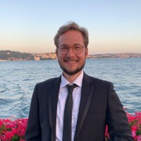 Deniz Dolapçıoğlu