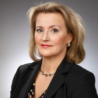 Sari Ylinampa
