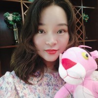 Sunnie YANG