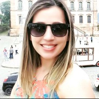 Poliane Gomes