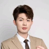 Yixun(Eason) W.