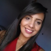 Nara Juliana Couto Cruz