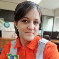 Danielle Bisinelli Xavier De Oliveira