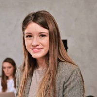 Valeria Loran