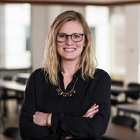 Kathryn Steiner, Cfa