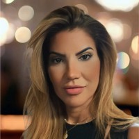 Adriana Magno