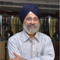 Dr Amrik Singh