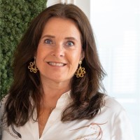 Monique Van Eendenburg