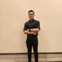 Yi Hong Low