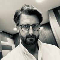 Simon Shenston