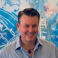 Lars J. Eskjær
