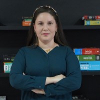 Angélica Esteves