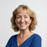 Nicole Farrar