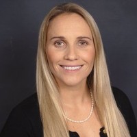 Nicolette Lowe