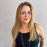 Debora Alves