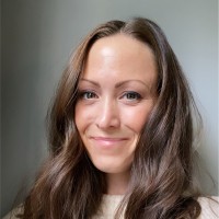 Nina Elisabeth Iversen