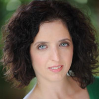 Danielle Laughlin, Mba