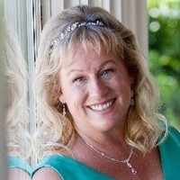 Elaine Bates
