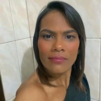 Kenia Luciana Martins