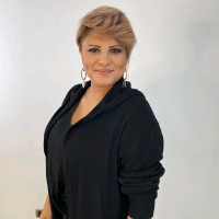 Marielos M.