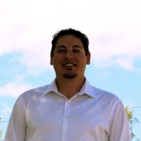 Chris Laria, Pla