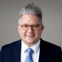 Christopher Young, Cae