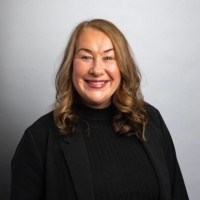 Lyndsey Holmes melling melling