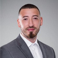 Kenneth Valencia, Mba