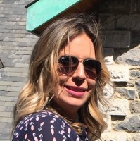 Toni Larsen, Mba