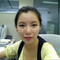 Weiya Zhang