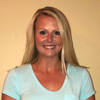 Amanda May, Rn