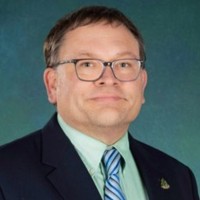 Mark Snyder, Pe