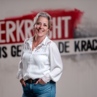 Elvira Hollander - Eggink