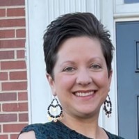 Lindsay Davis