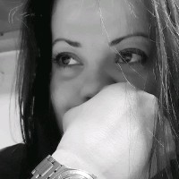 Nataly Paradinha Da Rocha