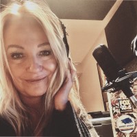 Laura Steele