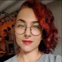 Molly Larsson