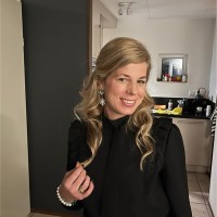 Linda Van Den Bosch