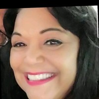Linda Benavides