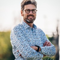 Bernard Bos