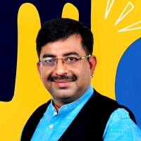 Dr. Vineet Gera ✓