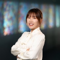 Xueyi Dong