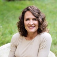 Tracy Holczer