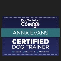 Anna Evans